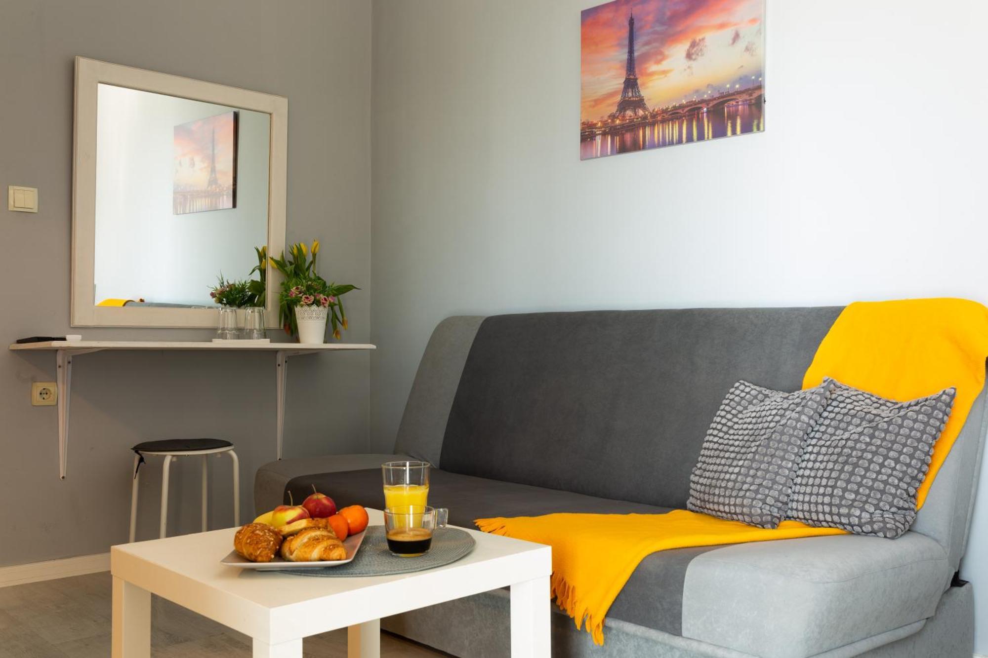 La Piazza Hotel Shumen Bagian luar foto