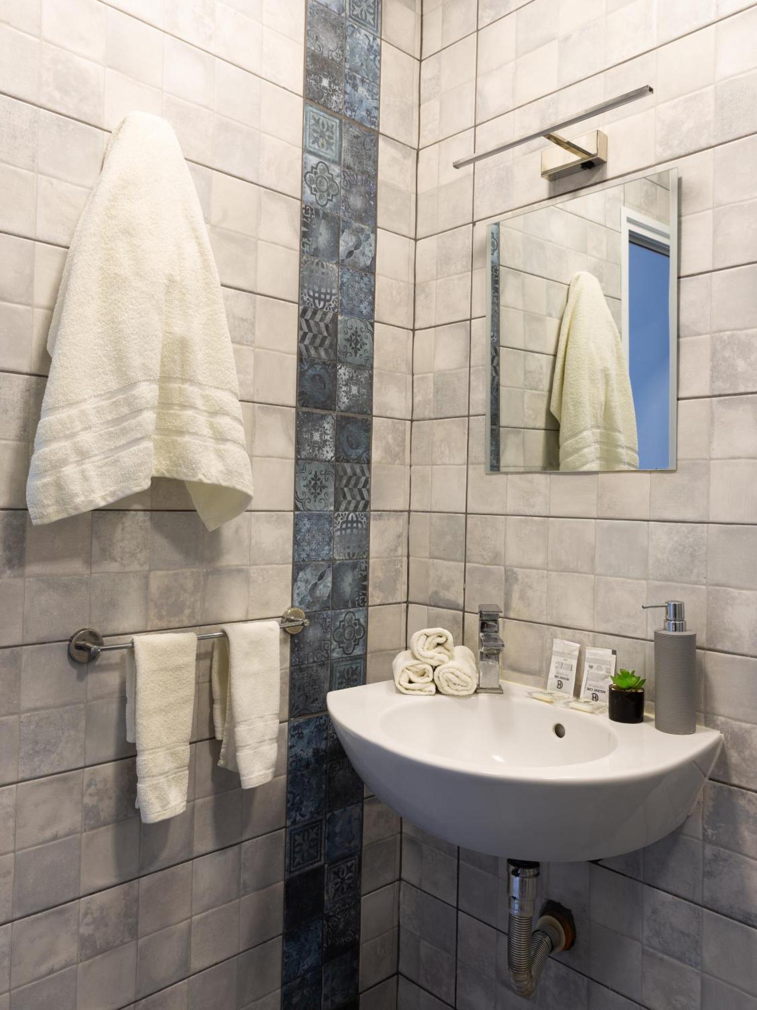 La Piazza Hotel Shumen Bagian luar foto